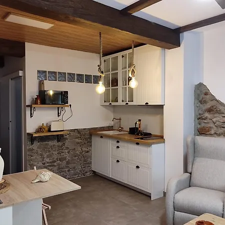 Ca Salamandra Semesterbostad *